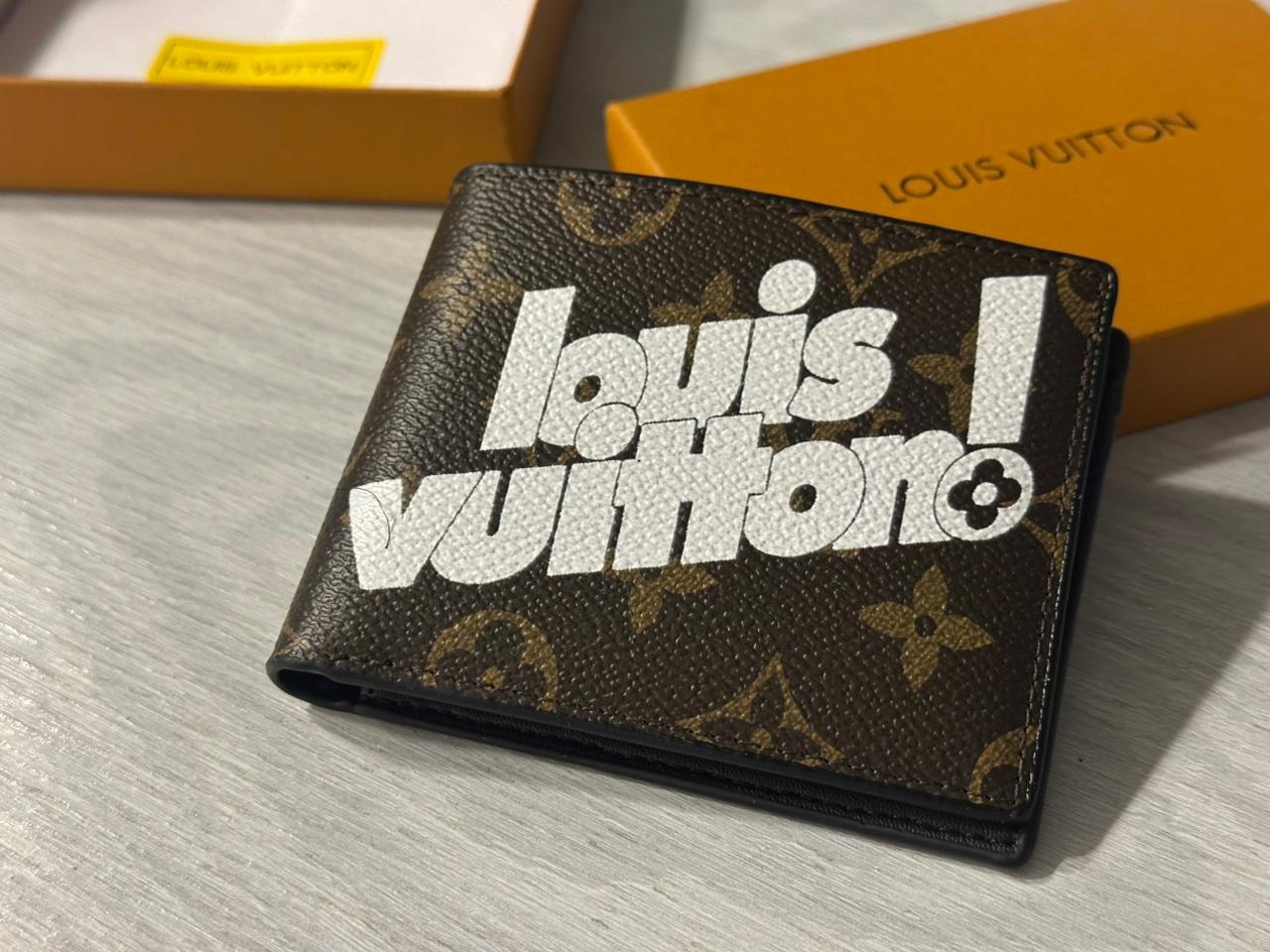Louis Vuitton Graphic Print Wallet - Brown/White