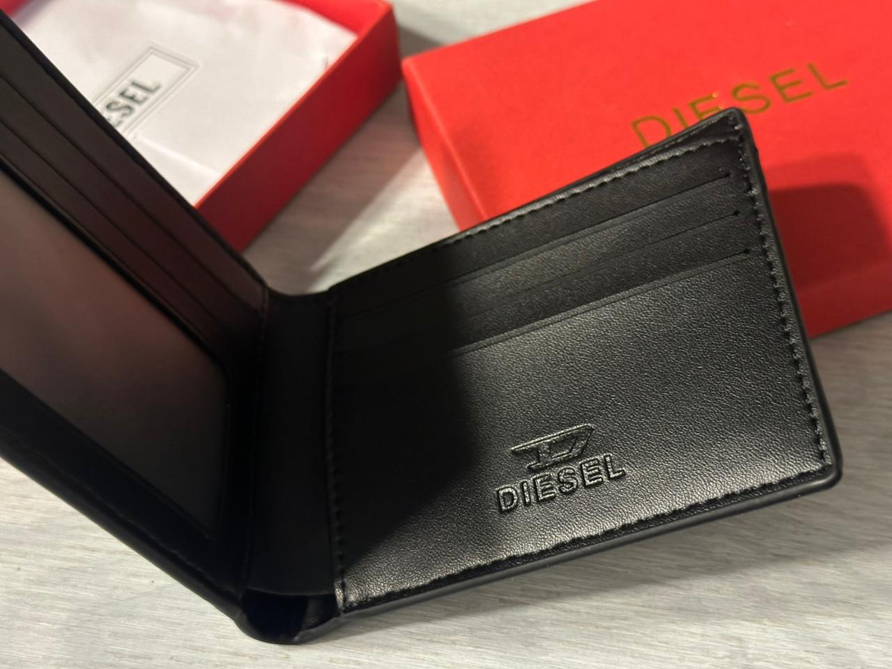 DIESEL 'D' Logo Wallet - Black