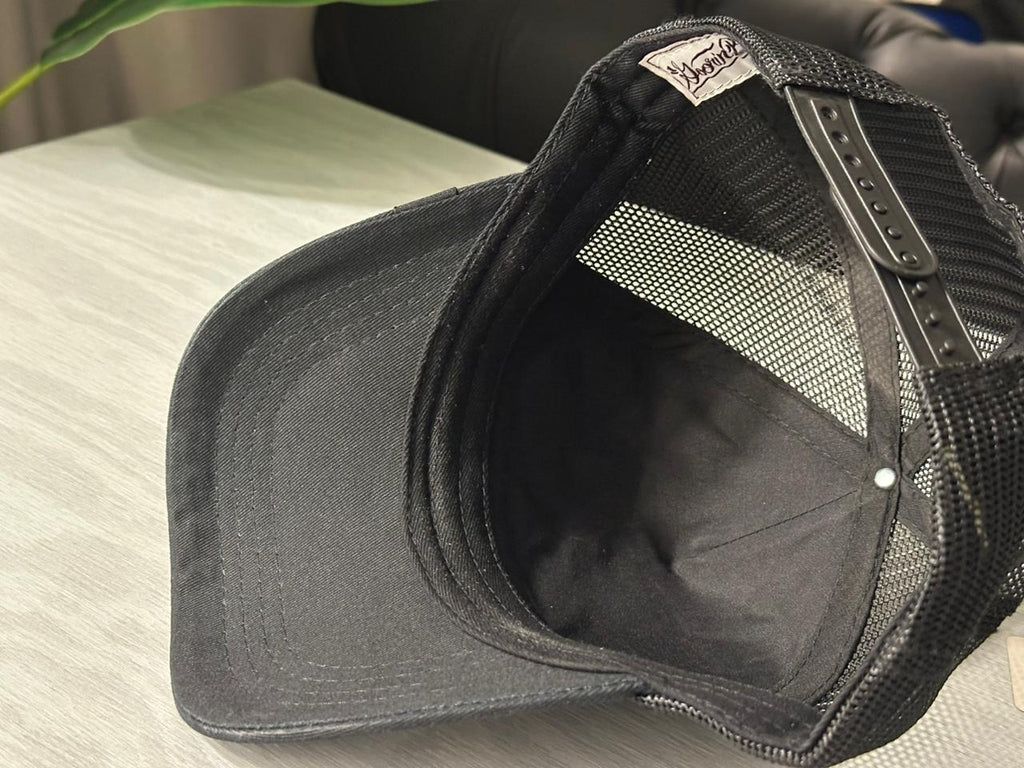 G.B Animal Farm Trucker Cap - Pittbull (Black)