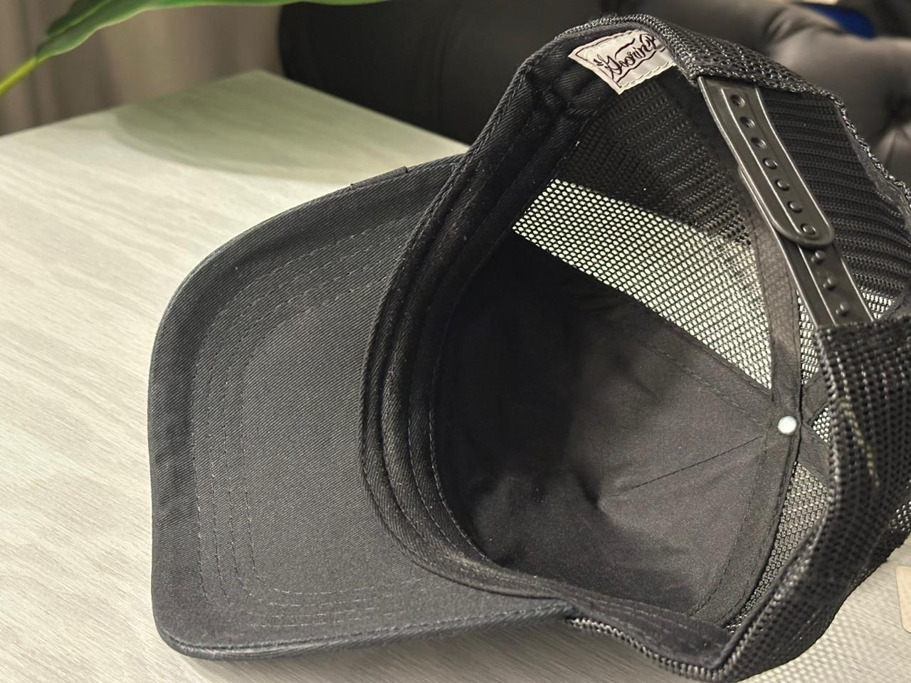 G.B Animal Farm Trucker Cap - Pittbull (Black)