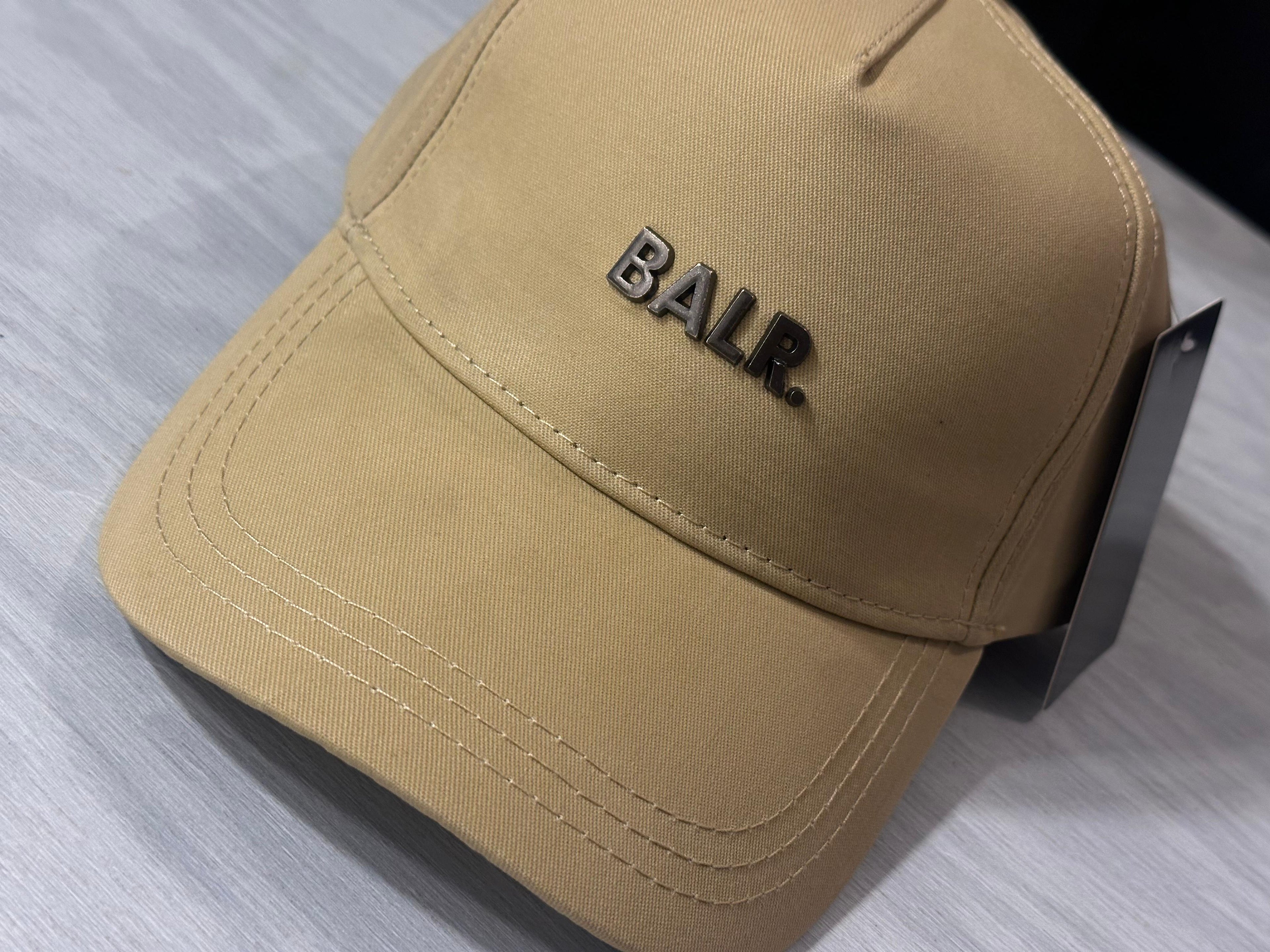 BALR.  Baseball Cap - Metal Logo (Beige)